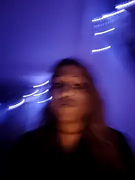 Snapshot of MmmMonikaBabie chatting on 09.08.25 MmmMonikaBabie online show from 09.08.25