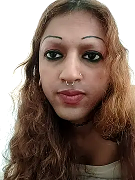 Snapshot of MmmMonikaBabie chatting on 09.10.25 MmmMonikaBabie online show from 09.10.25