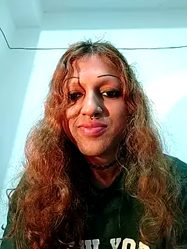 Snapshot of MmmMonikaBabie chatting on 09.12.25 MmmMonikaBabie online show from 09.12.25