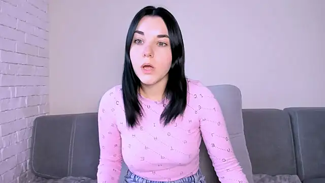 Snapshot of Kate_Ree chatting on 11.01.25 Kate Ree online show from 11.01.25