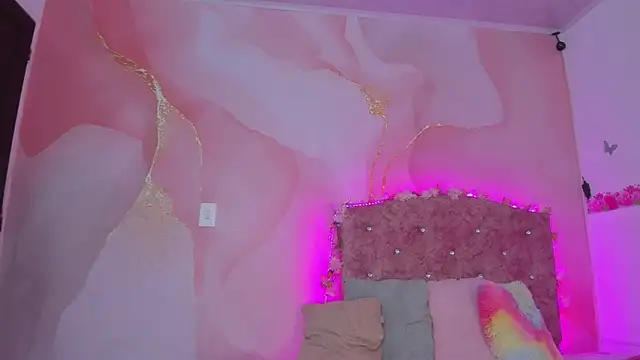 Snapshot of Daisy__rose chatting on 01.08.25 Daisy rose online show from 01.08.25