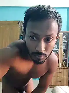 Snapshot of HunkyAriyan chatting on 12.12.24 HunkyAriyan online show from 12.12.24