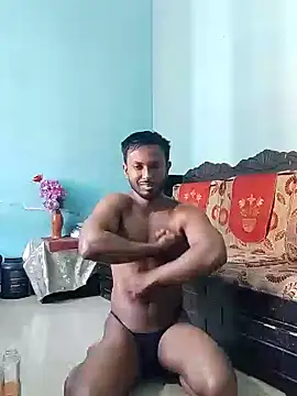 Snapshot of HunkyAriyan chatting on 01.17.25 HunkyAriyan online show from 01.17.25