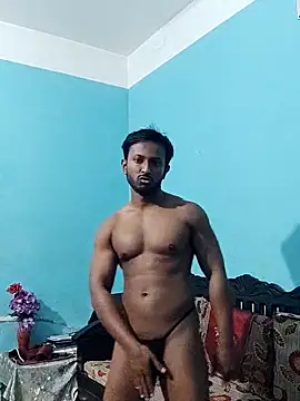 Snapshot of HunkyAriyan chatting on 02.18.25 HunkyAriyan online show from 02.18.25