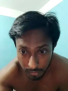 Snapshot of HunkyAriyan chatting on 03.10.25 HunkyAriyan online show from 03.10.25