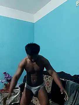 Snapshot of HunkyAriyan chatting on 03.14.25 HunkyAriyan online show from 03.14.25