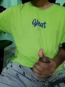 Snapshot of Smartboi007 chatting on 12.25.24 Smartboi007 online show from 12.25.24