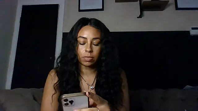 Snapshot of bigbootyjayda chatting on 01.23.25 bigbootyjayda online show from 01.23.25
