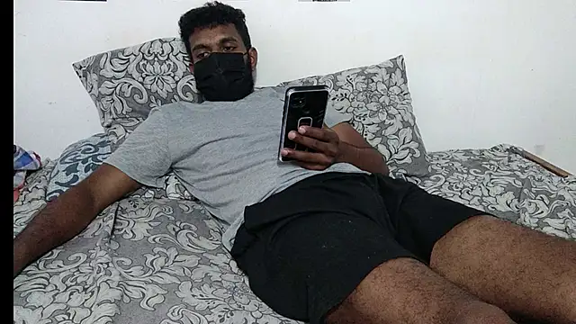 Snapshot of ALEX-BHASHI chatting on 01.26.25 ALEX-BHASHI online show from 01.26.25