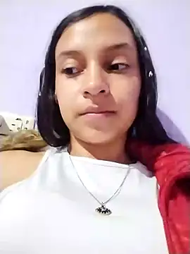 Snapshot of emma_ambar chatting on 12.25.24 emma ambar online show from 12.25.24