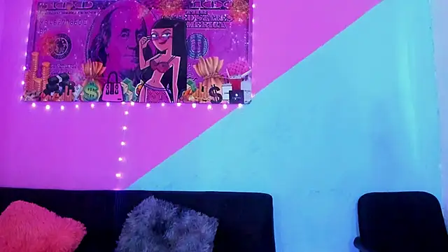 Snapshot of Angie99_gh chatting on 10.08.25 Angie99 gh online show from 10.08.25