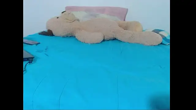 Snapshot of perverted_couple_- chatting on 01.25.25 perverted couple - online show from 01.25.25