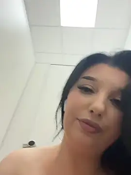 Snapshot of Tisha_Busty chatting on 03.06.25 Tisha Busty online show from 03.06.25