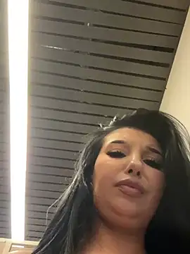Snapshot of Tisha_Busty chatting on 03.15.25 Tisha Busty online show from 03.15.25
