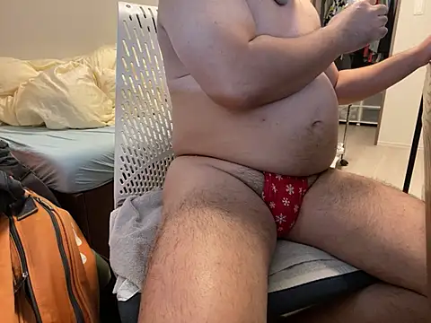 Snapshot of loinclothgay chatting on 12.25.24 loinclothgay online show from 12.25.24