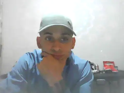 Snapshot of jonypijon222 chatting on 11.18.25 jonypijon222 online show from 11.18.25