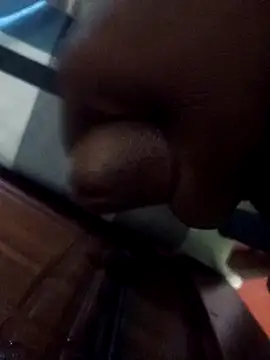 Snapshot of sadunt chatting on 01.25.25 sadunt online show from 01.25.25