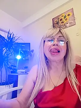 SusieNoreen online show from 03.08.25