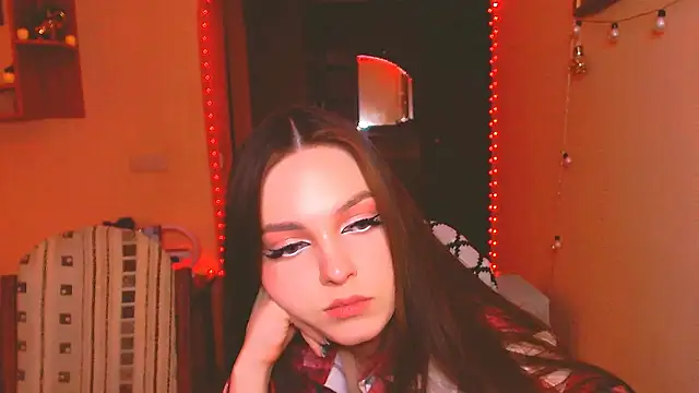 Snapshot of miss_merciless_ chatting on 12.18.24 miss merciless online show from 12.18.24