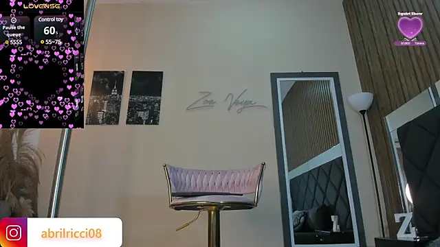 Snapshot of abril_ricci chatting on 03.13.25 abril ricci online show from 03.13.25