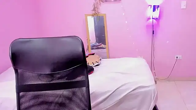 TEE DIRTY SQUIRT online show from 03.01.25