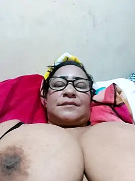 Snapshot of sexy_hot_carol chatting on 03.12.25 sexy hot carol online show from 03.12.25
