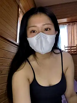 Snapshot of Kurage_chan chatting on 11.05.25 Kurage chan online show from 11.05.25