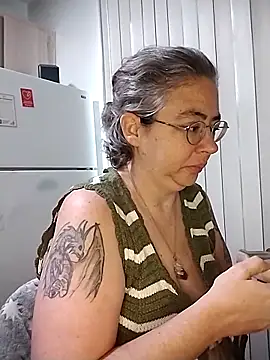 Snapshot of GraceHenderson chatting on 02.26.25 GraceHenderson online show from 02.26.25