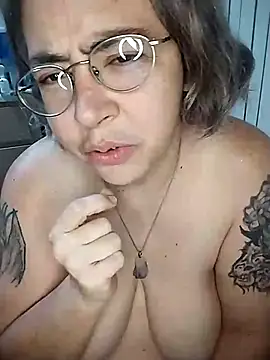 Snapshot of GraceHenderson chatting on 02.28.25 GraceHenderson online show from 02.28.25