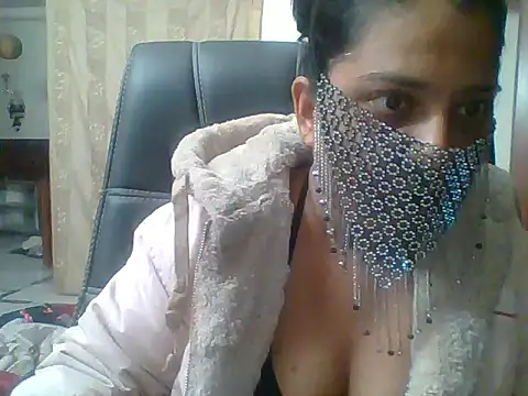 Snapshot of kamayanisingh24 chatting on 01.18.25 kamayanisingh24 online show from 01.18.25