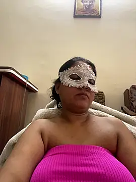 Snapshot of kamayanisingh24 chatting on 02.01.25 kamayanisingh24 online show from 02.01.25