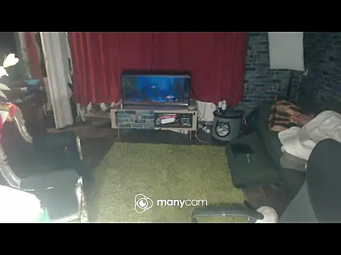 Snapshot of mikeythebestsucker chatting on 02.15.25 mikeythebestsucker online show from 02.15.25