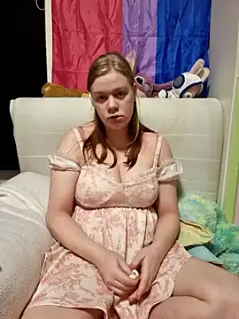 Snapshot of rose_bunny chatting on 01.09.25 rose bunny online show from 01.09.25