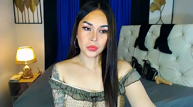 Snapshot of asian_ishnakhan chatting on 03.17.25 asian ishnakhan online show from 03.17.25