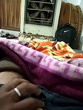 Snapshot of pintuS40 chatting on 02.24.25 pintuS40 online show from 02.24.25