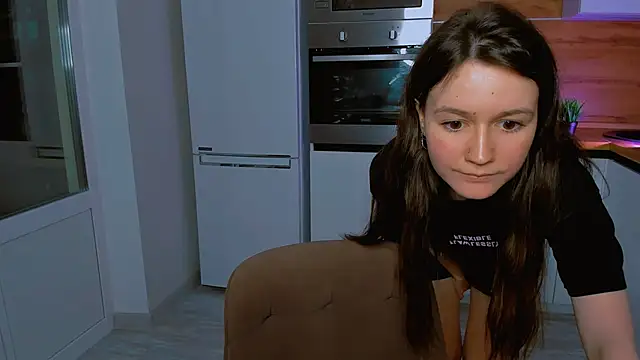 Snapshot of ameli_moon chatting on 02.27.25 ameli moon online show from 02.27.25