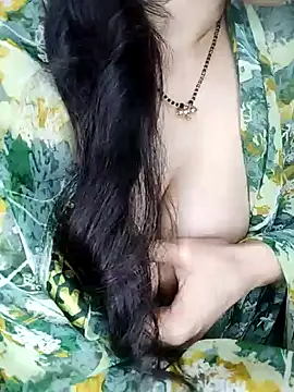 Snapshot of Fair-magic-woman chatting on 02.02.25 Fair-magic-woman online show from 02.02.25