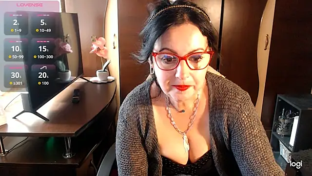 exymilf  online show from 10.15.25