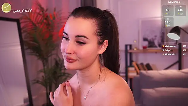 Snapshot of Liya_Gold_ chatting on 02.18.25 Liya Gold  online show from 02.18.25