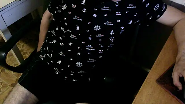 Snapshot of AlDON59 chatting on 12.21.24 AlDON59 online show from 12.21.24