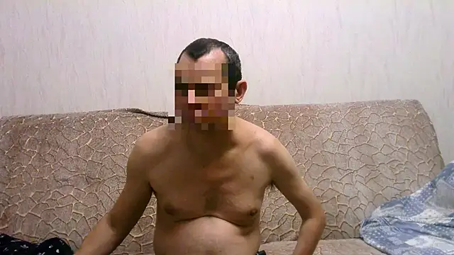 Snapshot of AlDON59 chatting on 01.10.25 AlDON59 online show from 01.10.25