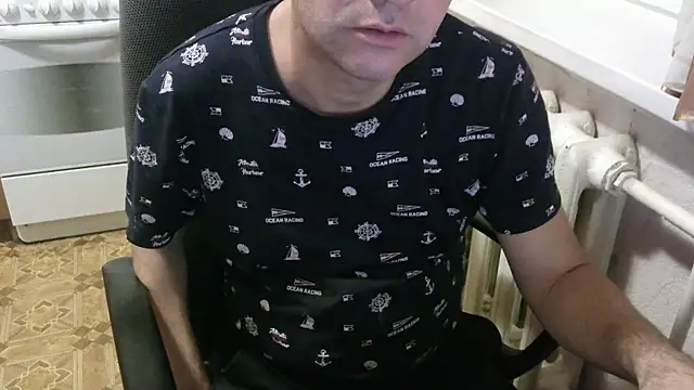 Snapshot of AlDON59 chatting on 10.17.25 AlDON59 online show from 10.17.25