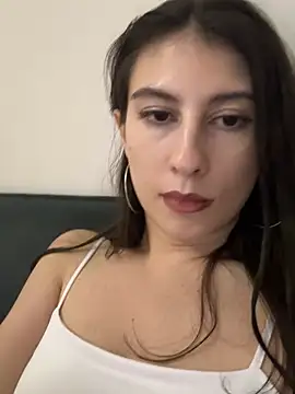 Snapshot of briannababy_ chatting on 12.28.24 briannababy  online show from 12.28.24