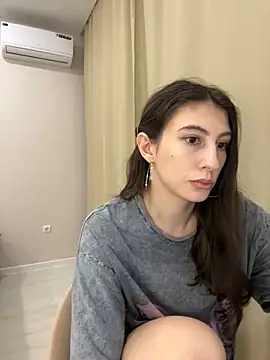 Snapshot of briannababy_ chatting on 01.11.25 briannababy  online show from 01.11.25