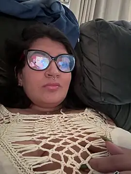 Snapshot of isa_ofc2024 chatting on 03.06.25 isa ofc2024 online show from 03.06.25