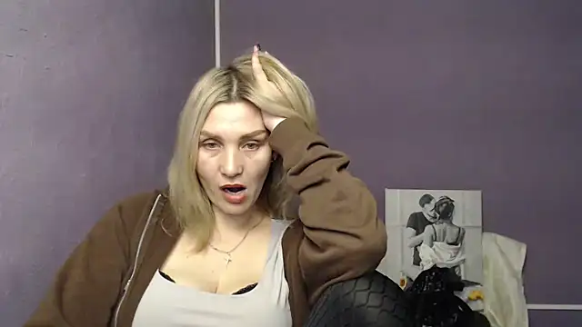 Snapshot of _sexy_lady chatting on 12.22.24 sexy lady online show from 12.22.24