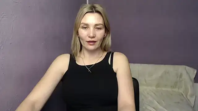 Snapshot of _sexy_lady chatting on 12.24.24 sexy lady online show from 12.24.24