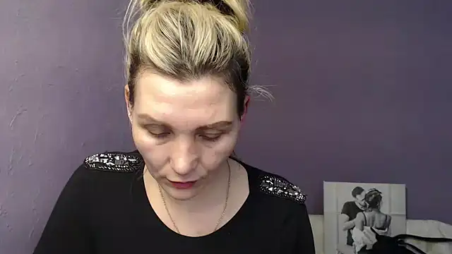Snapshot of _sexy_lady chatting on 12.31.24 sexy lady online show from 12.31.24