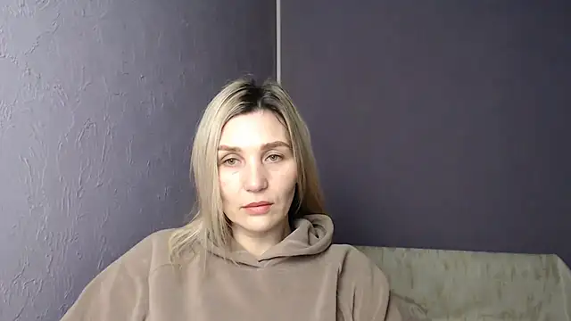Snapshot of _sexy_lady chatting on 02.15.25 sexy lady online show from 02.15.25