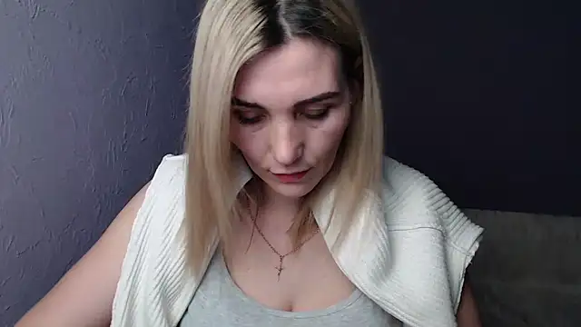 Snapshot of _sexy_lady chatting on 02.17.25 sexy lady online show from 02.17.25